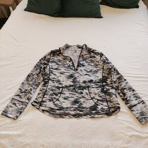 exertek Marbled Quarter-Zip Pullover in Black, Gray & White